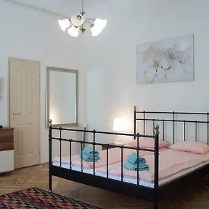 ellenőrizze a rendelkezésre állást