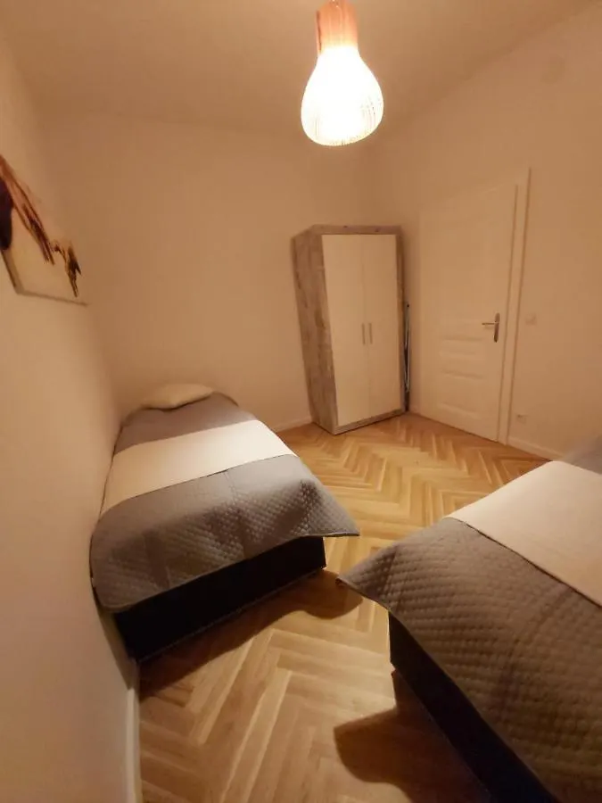 Angelika Apartments Vienna 0*,
